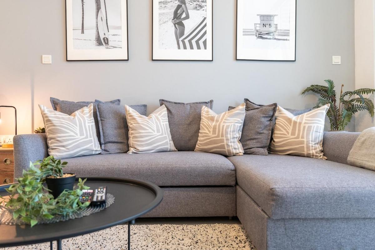 Sleek Studio At Palm Jumeirah With Ocean Vibes * Dubai