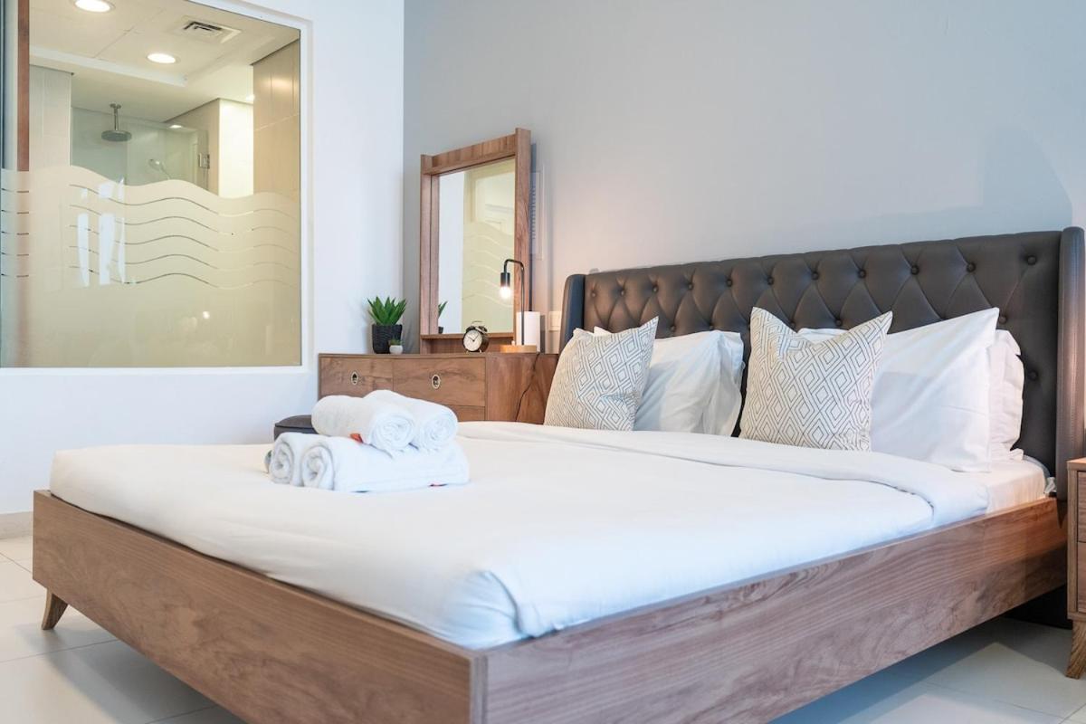 Sleek Studio At Palm Jumeirah With Ocean Vibes Apartment *