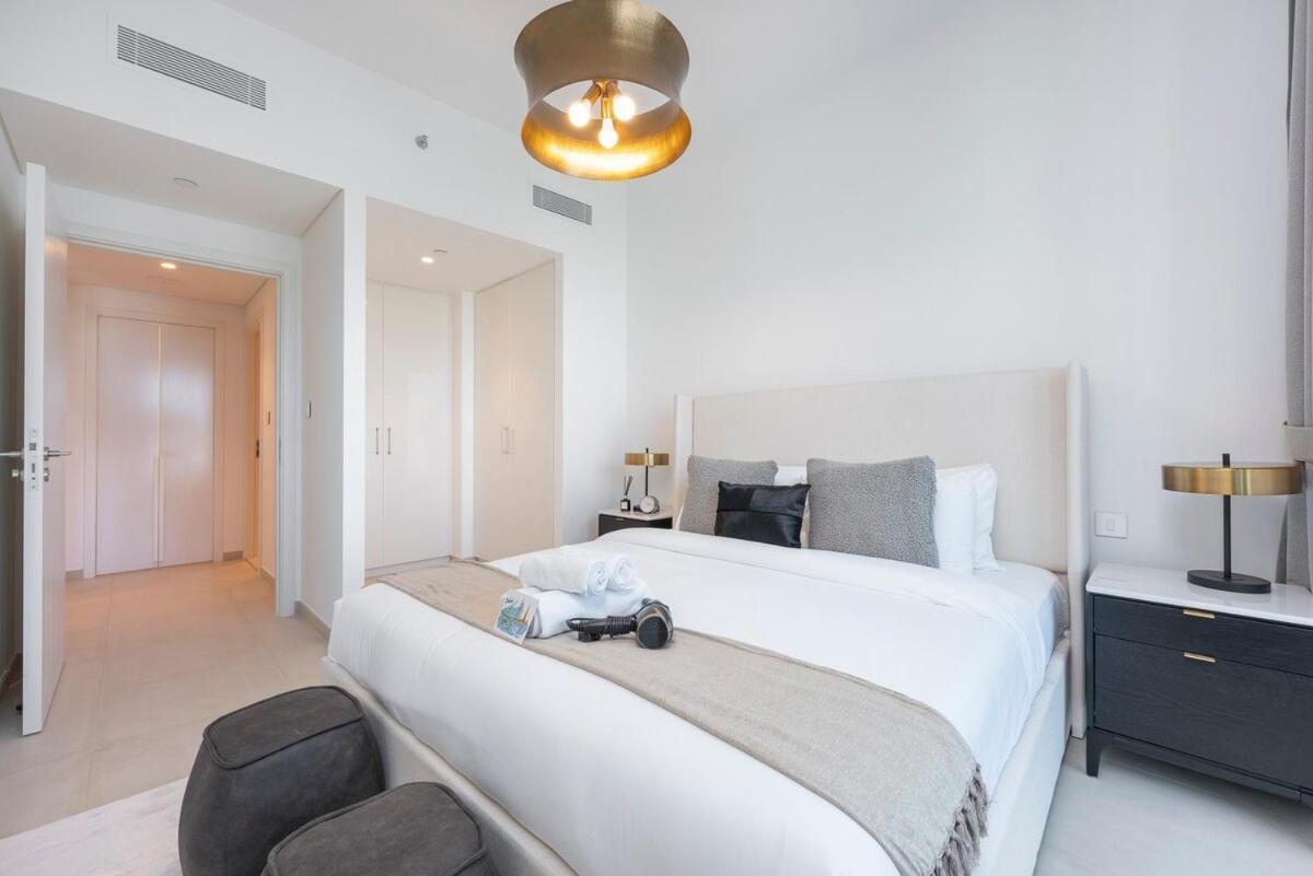 Stylish 1br In Downtown Views, Near To Burj Khalifa & Mall *
