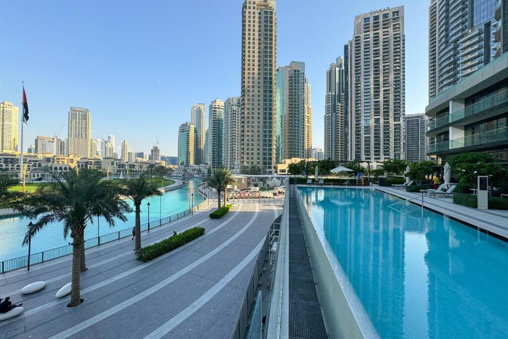 Apartamento Elegant Retreat With Stunning Burj Khalifa Views *