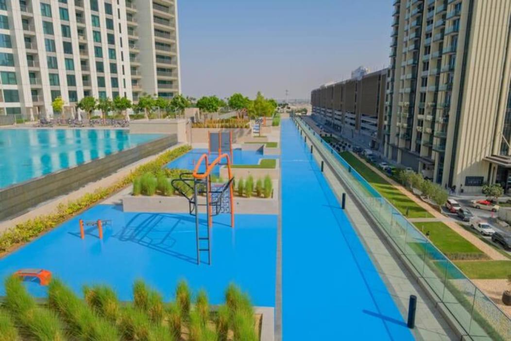 Comfortably In Spacious 2bedroom In Downtown Dubai