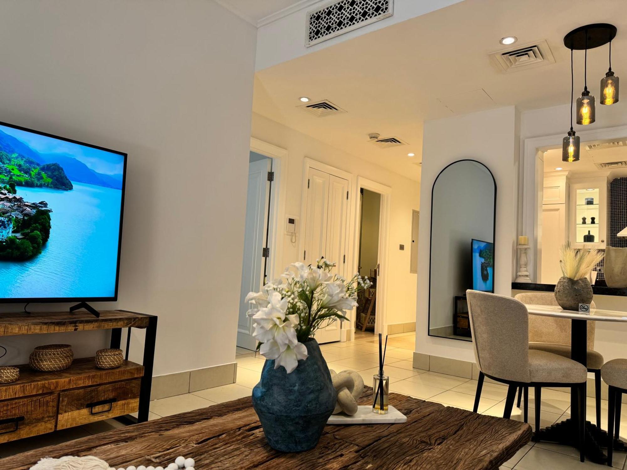 Luxurious 1br Aprt Burj Khalifa Area Apartment Dubai