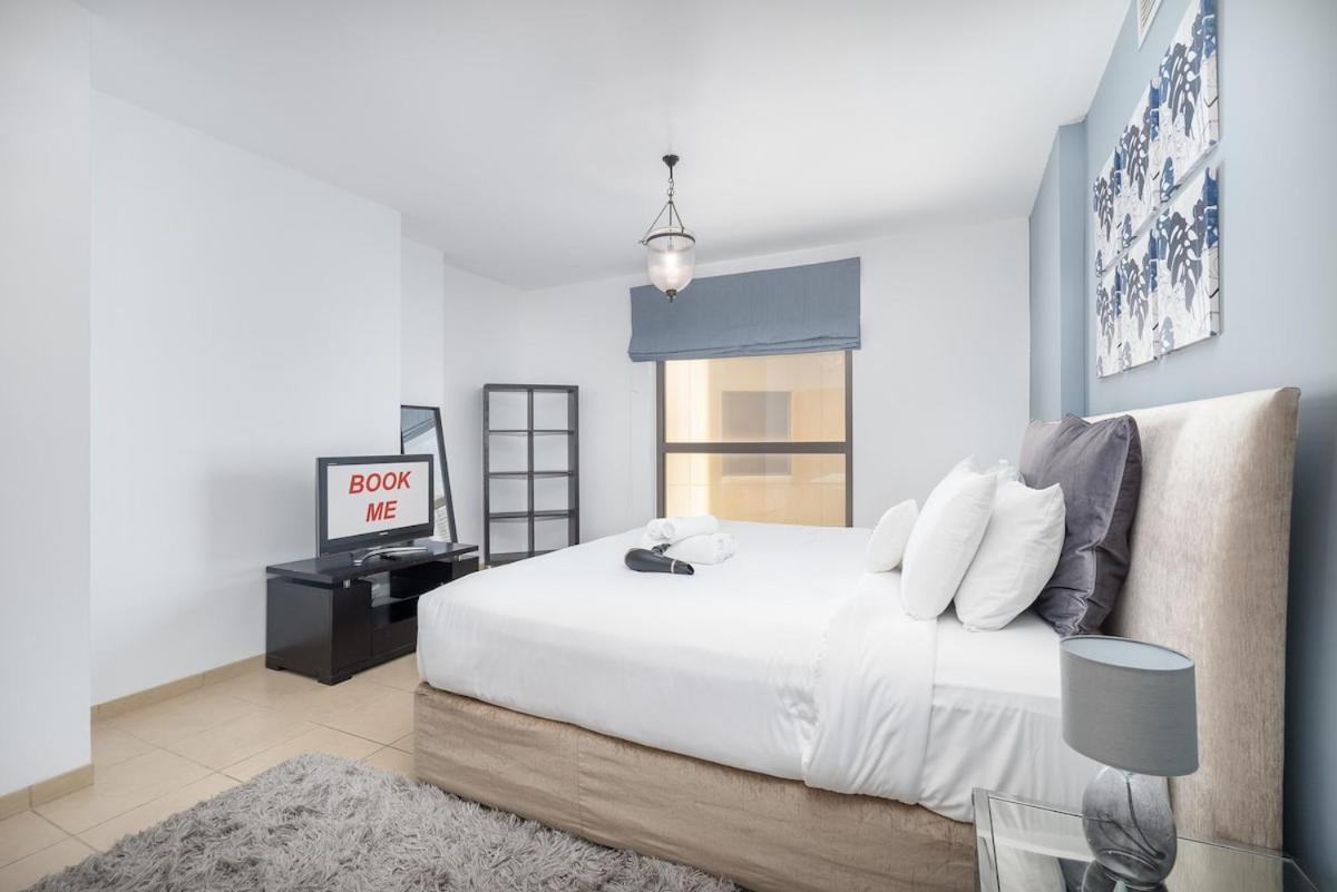 Spacious 4 Bedroom In Jbr Apartment *