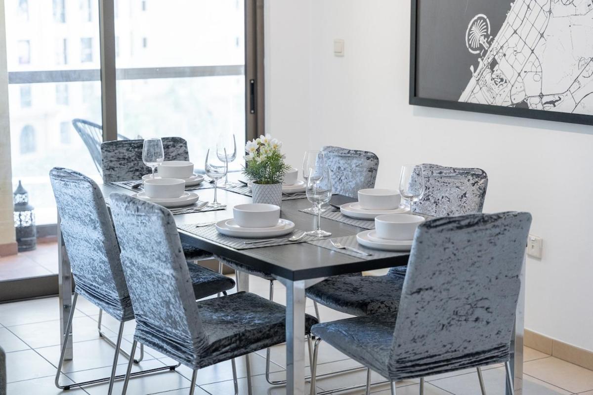 Spacious 4 Bedroom In Jbr Apartment
