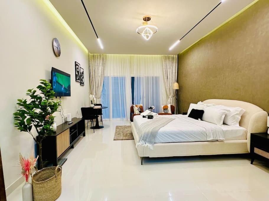 Lovely In Damac Maison Cour Jardin Business Bay Dubai