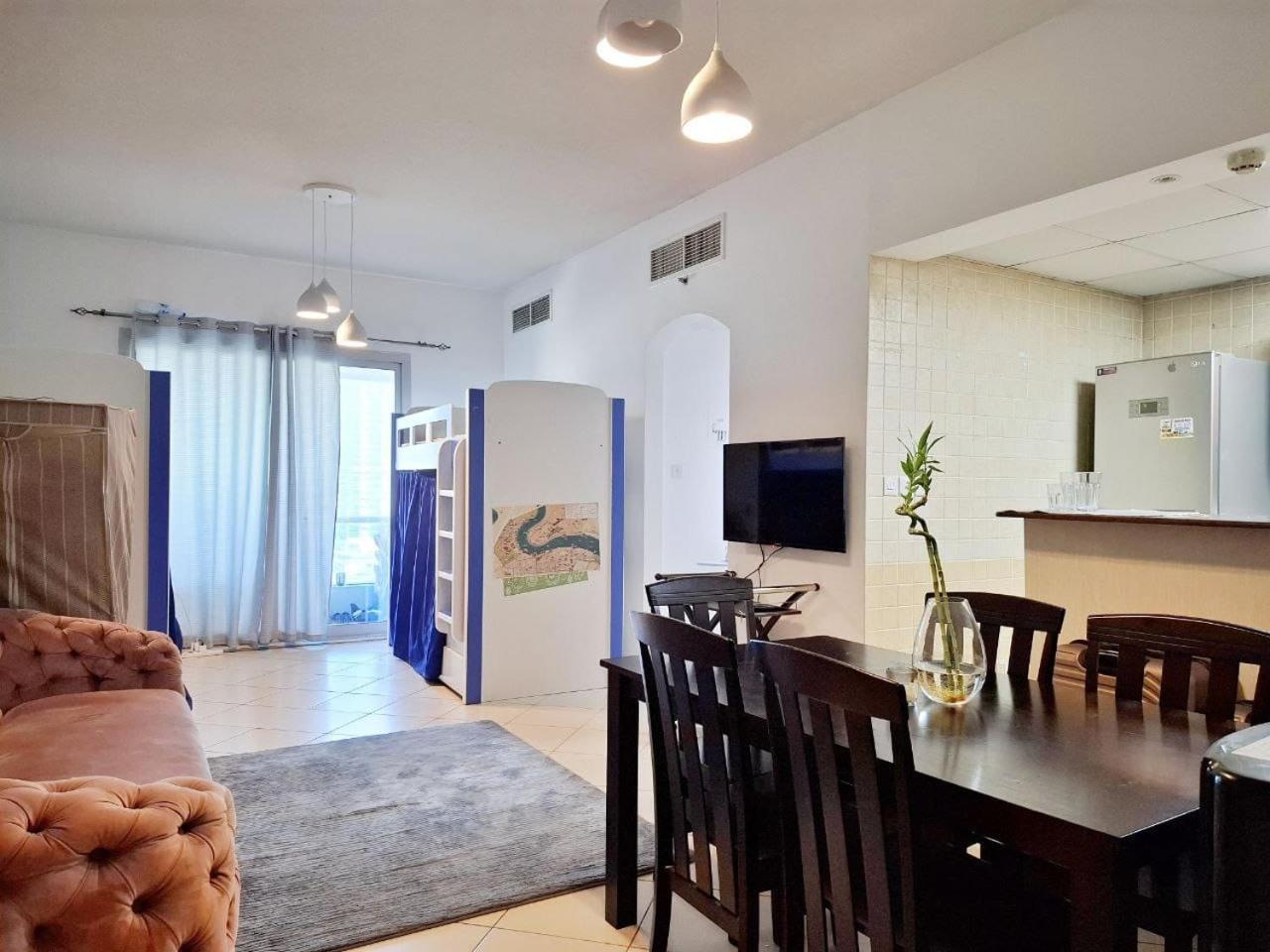 Marina Hostel Dubai