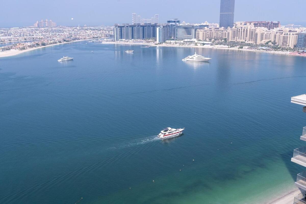 Luxury 1-bedroom At Emaar Beachfront