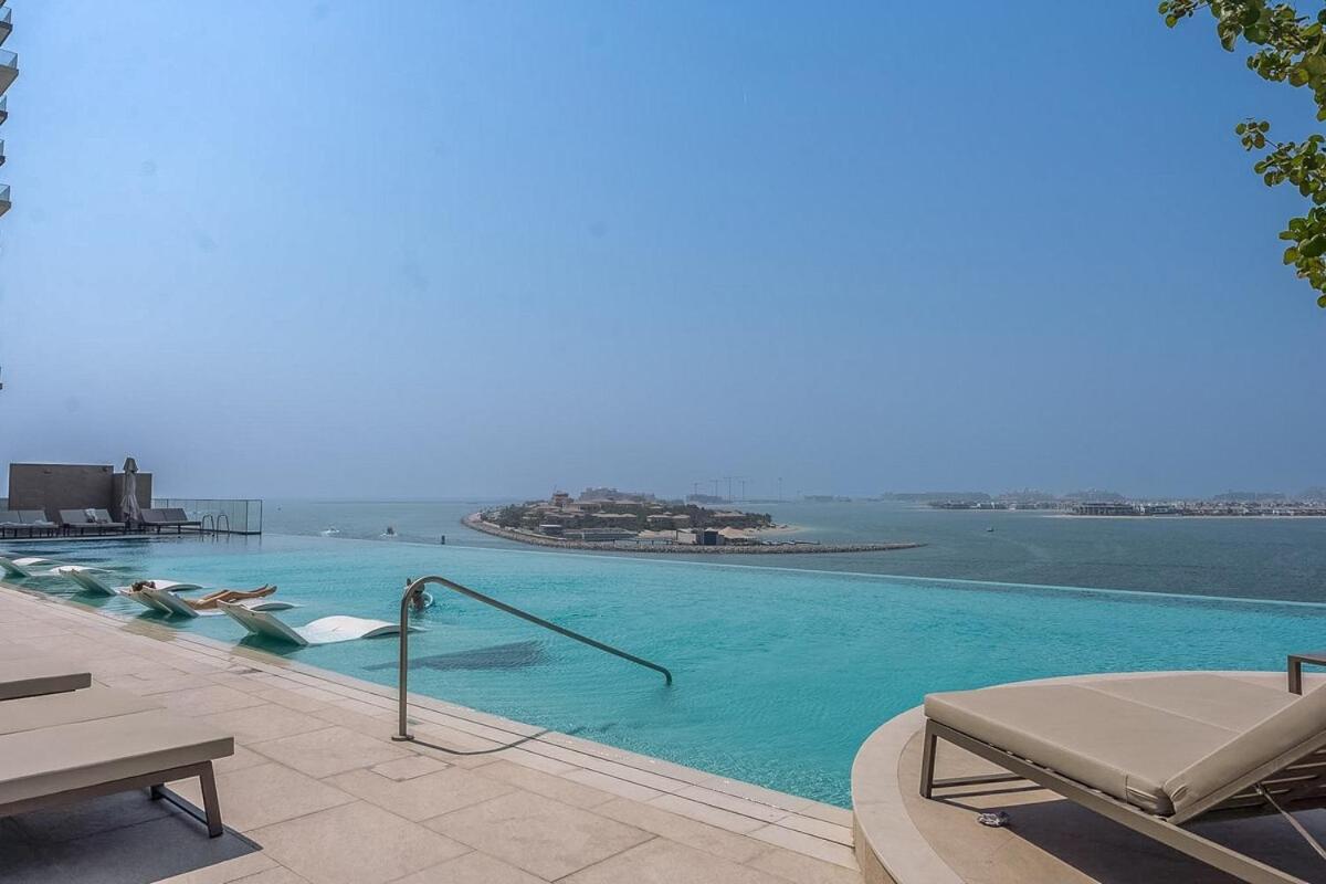 Luxury 1-bedroom At Emaar Beachfront *
