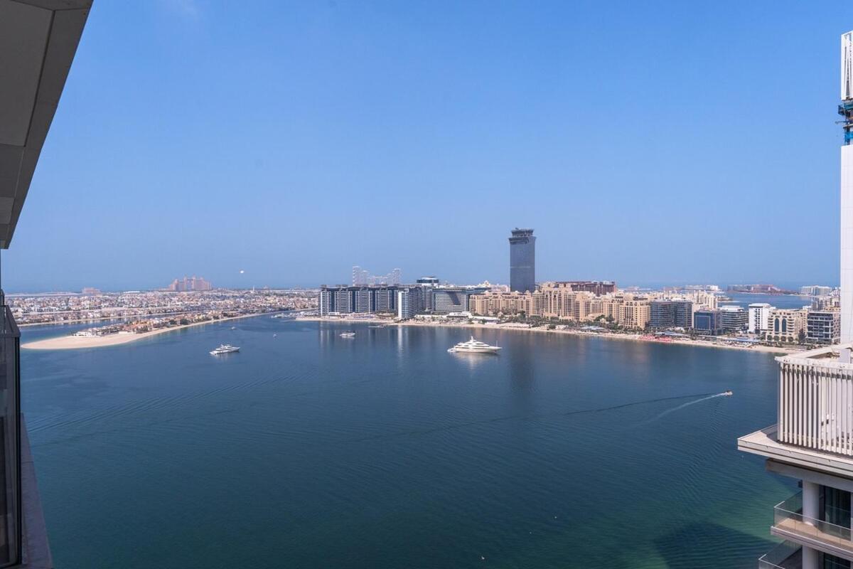 Luxury 1-bedroom At Emaar Beachfront Apartment Dubai