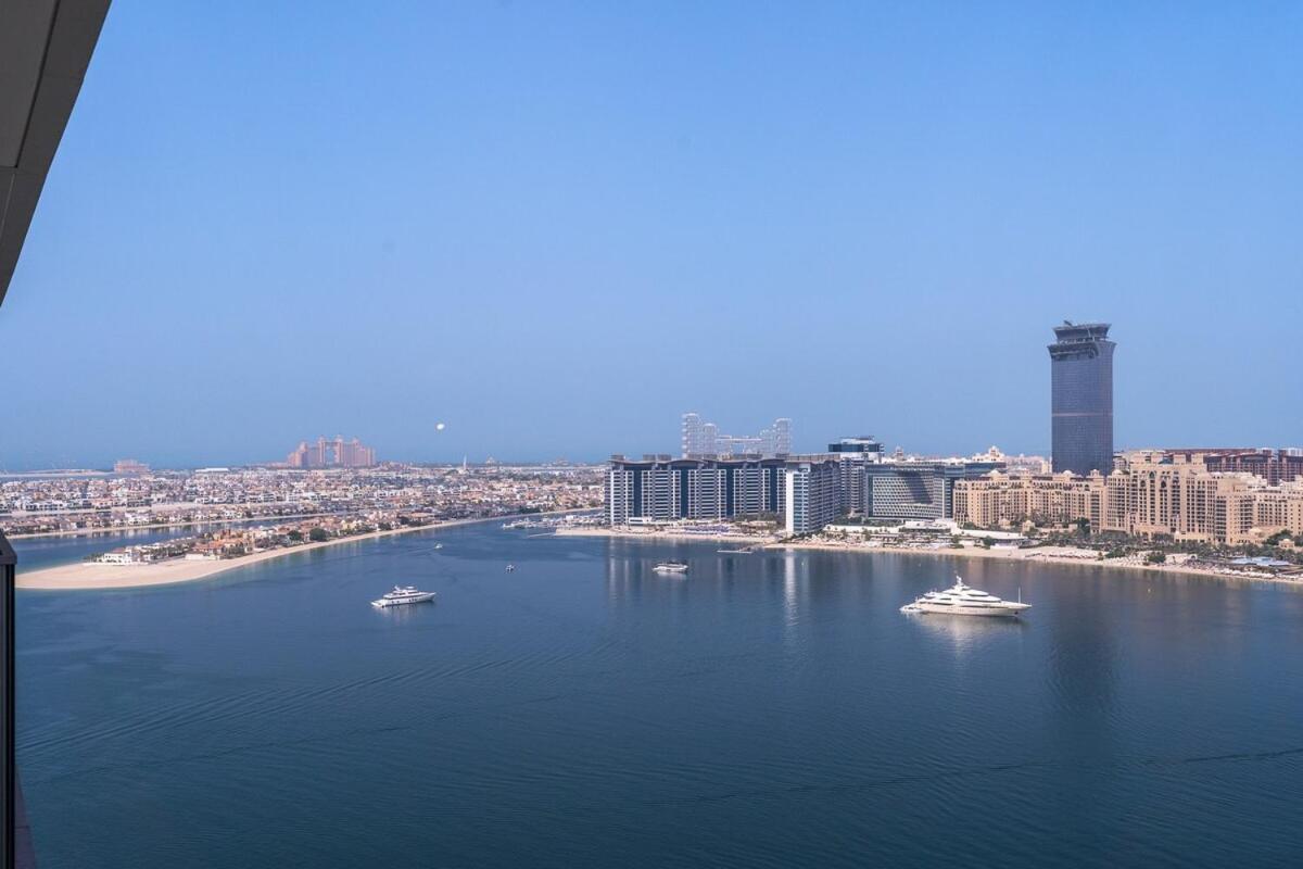 Luxury 1-bedroom At Emaar Beachfront *