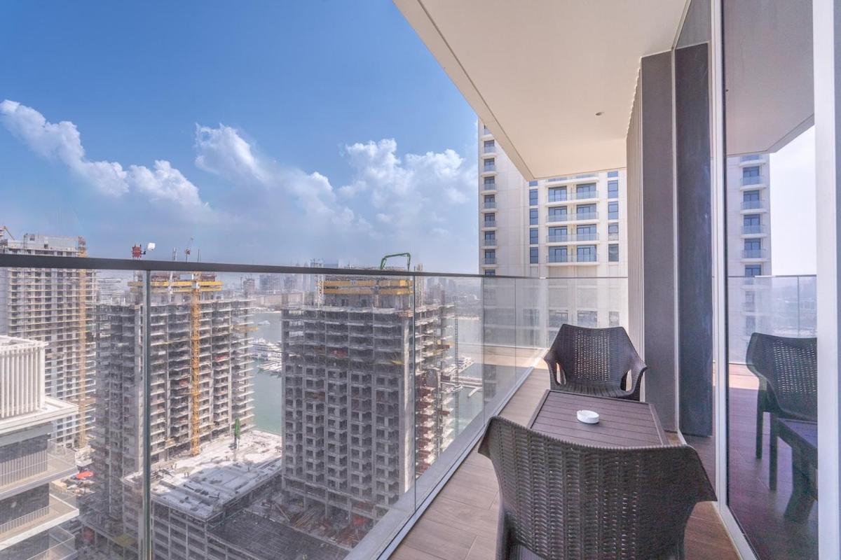Luxury 1-bedroom At Emaar Beachfront Apartment Dubai