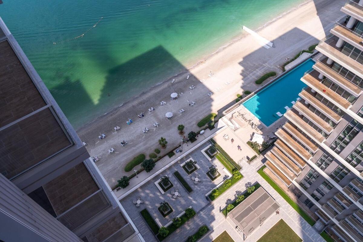 Luxury 1-bedroom At Emaar Beachfront *