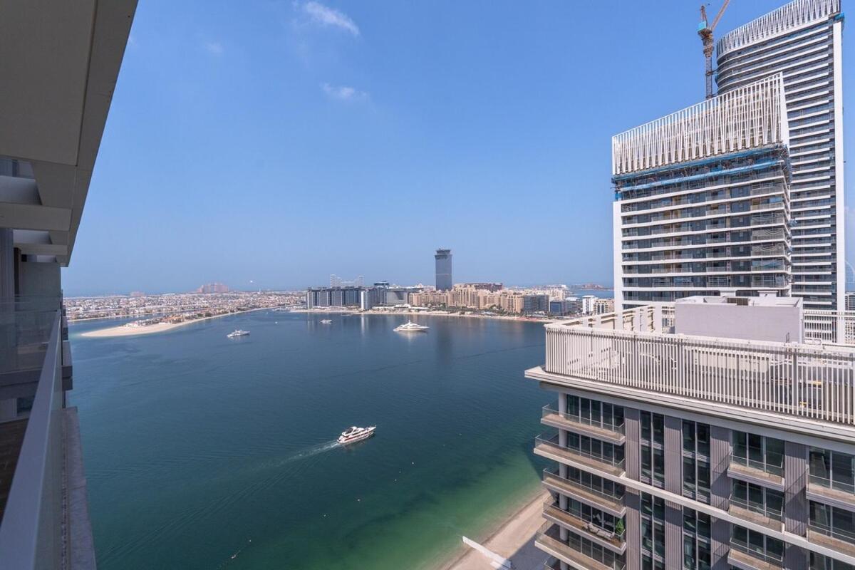 Luxury 1-bedroom At Emaar Beachfront Apartment