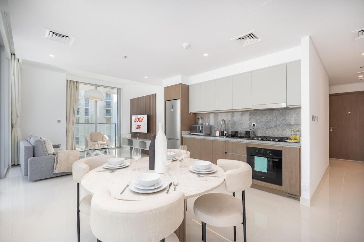 Apartment Luxury 1-bedroom At Emaar Beachfront Dubai