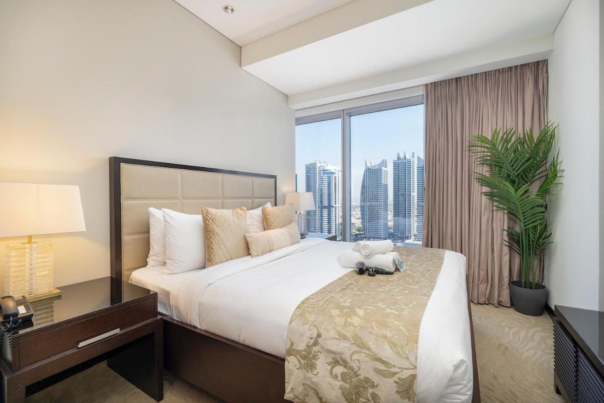 Apartment Experience The Amazing 1 Bedroom In Marina Dubai