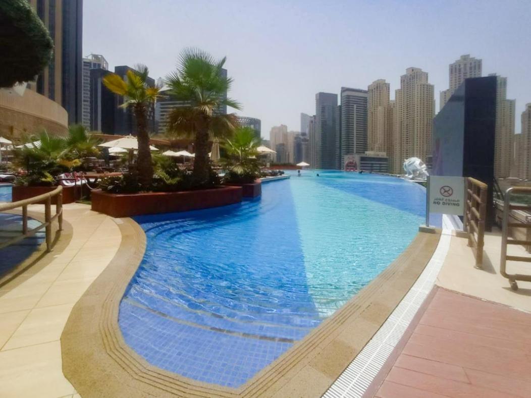 Apartment Experience The Amazing 1 Bedroom In Marina Dubai