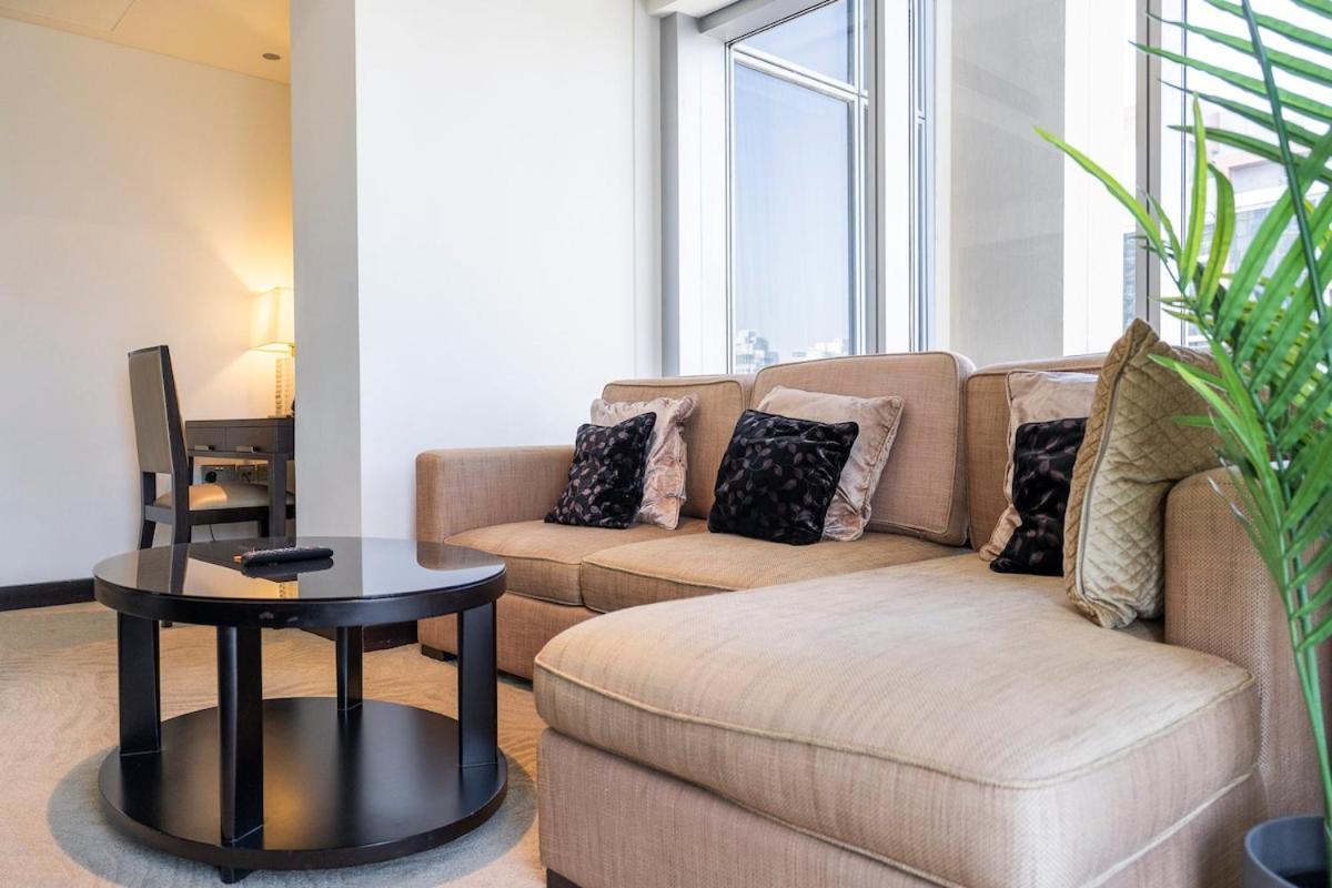 Experience The Amazing 1 Bedroom In Marina Dubai