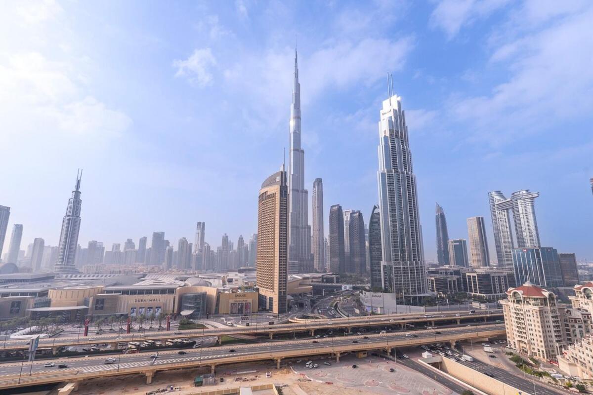 Daire Beautiful 2-br Flat In Downtown Luxury Living At Its Dubai