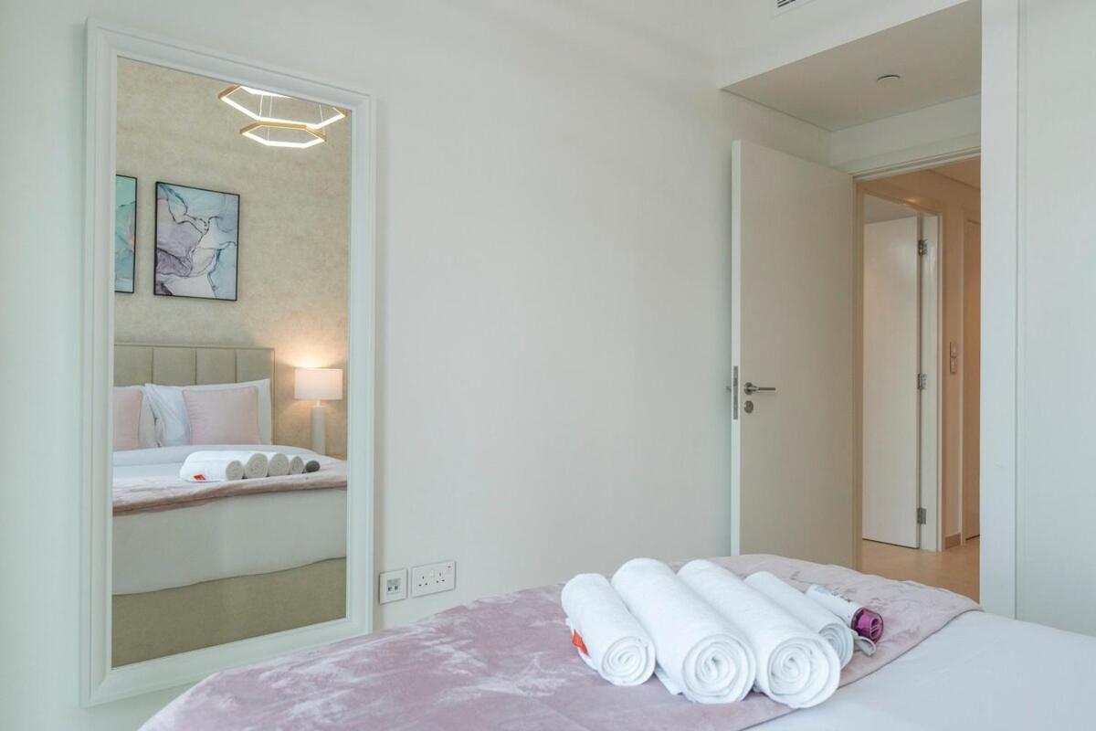 Daire Beautiful 2-br Flat In Downtown Luxury Living At Its