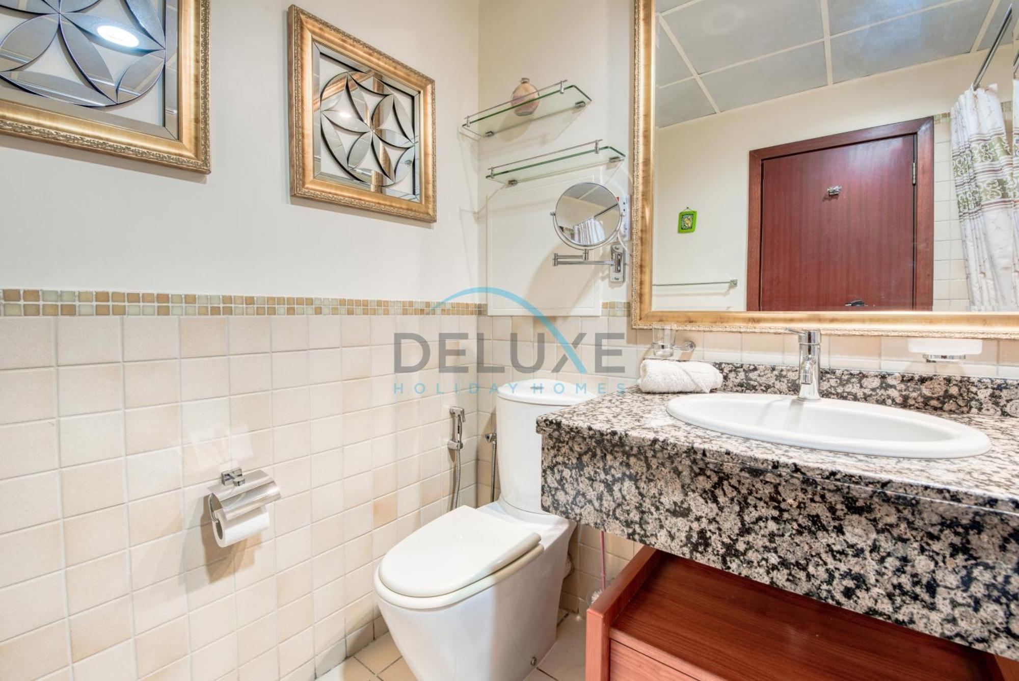 Apartment Ain & Sea Views 2br Unit Close To Beach, Shams 4, Jumeirah By Deluxe Homes