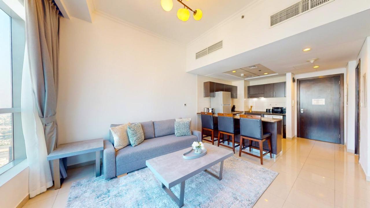 Bay 1 - One Bed With Stunning Marina View *