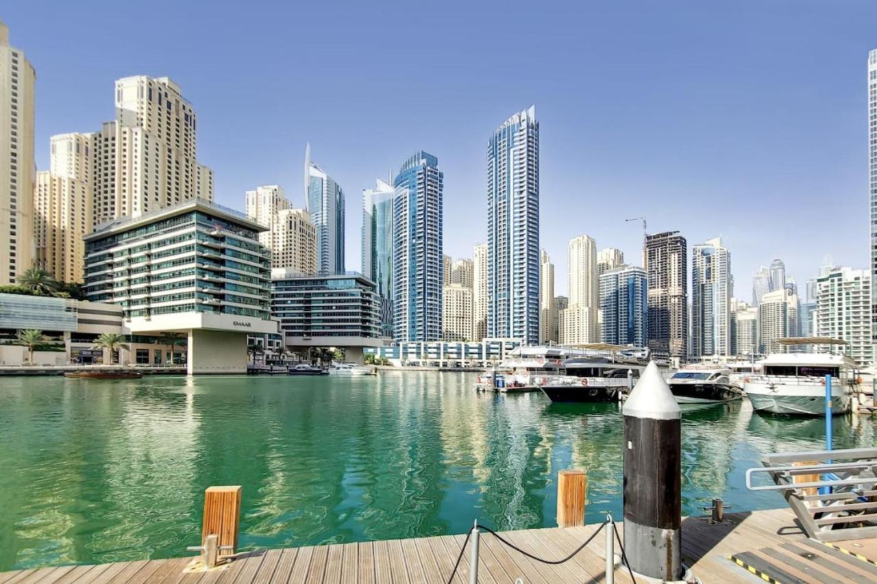 Bay 1 - One Bed With Stunning Marina View Apartment *