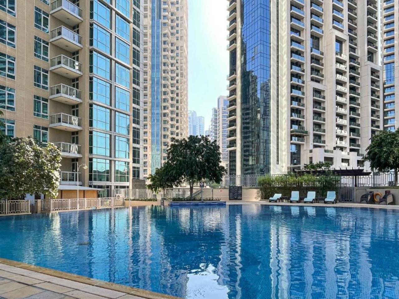 The Residences 7 - Elegant Two Bed With View Daire