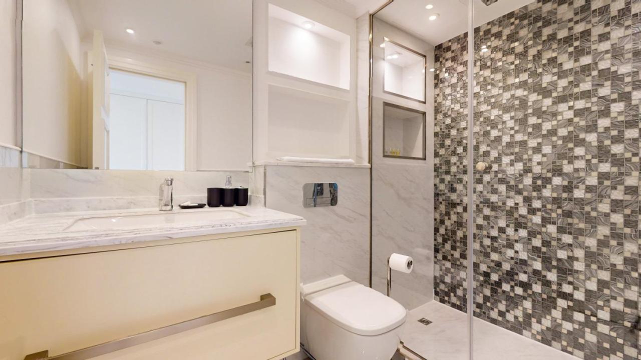 The Residences 7 - Elegant Two Bed With View Daire