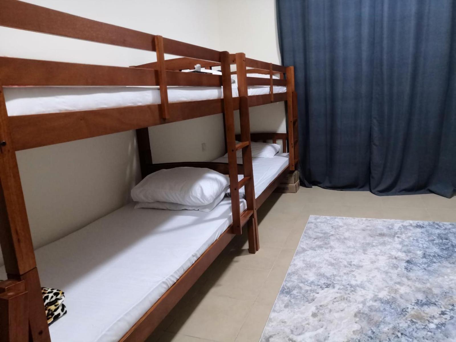 New Horizon Jbr Albergue