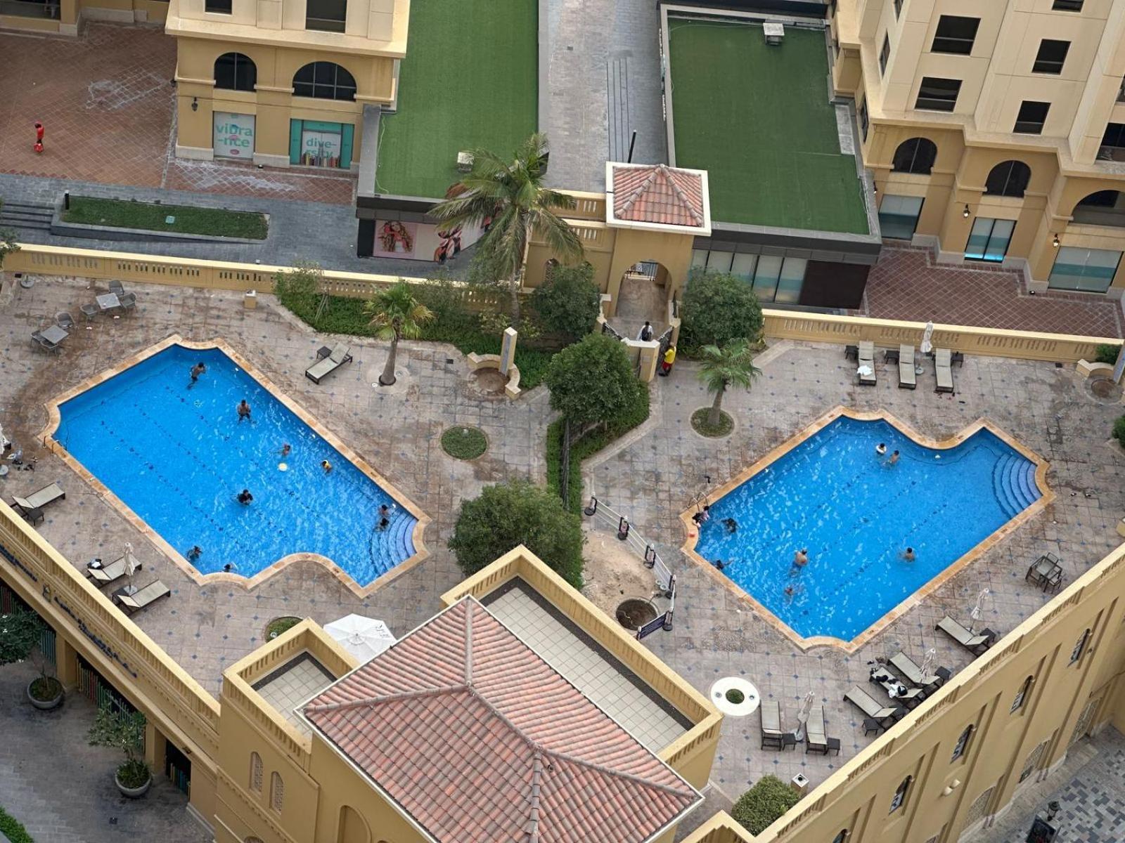 Albergue New Horizon Jbr *