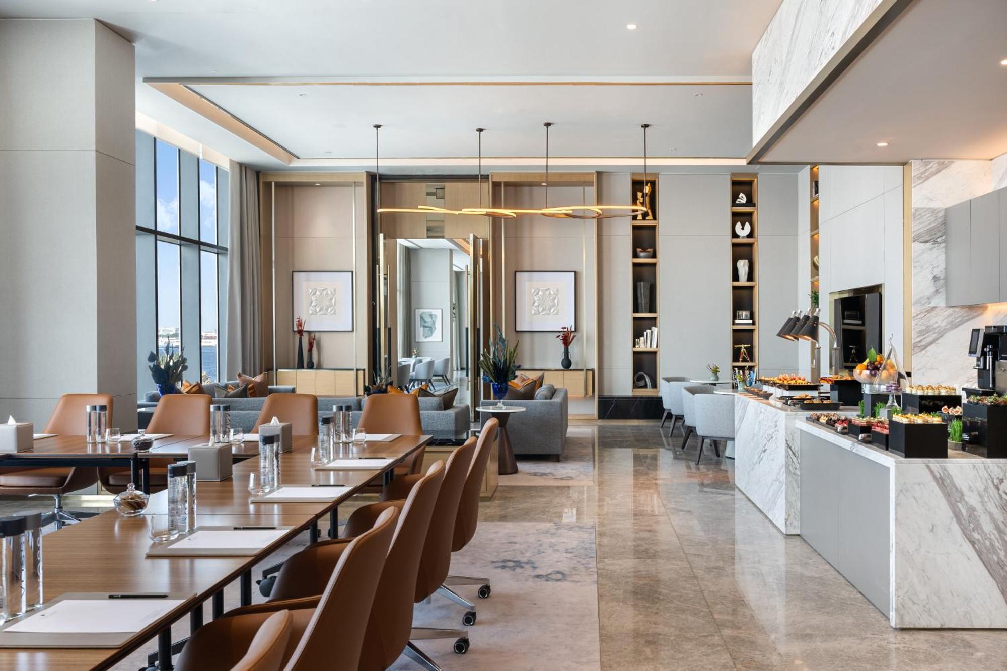 Address Creek Harbour Otel Dubai
