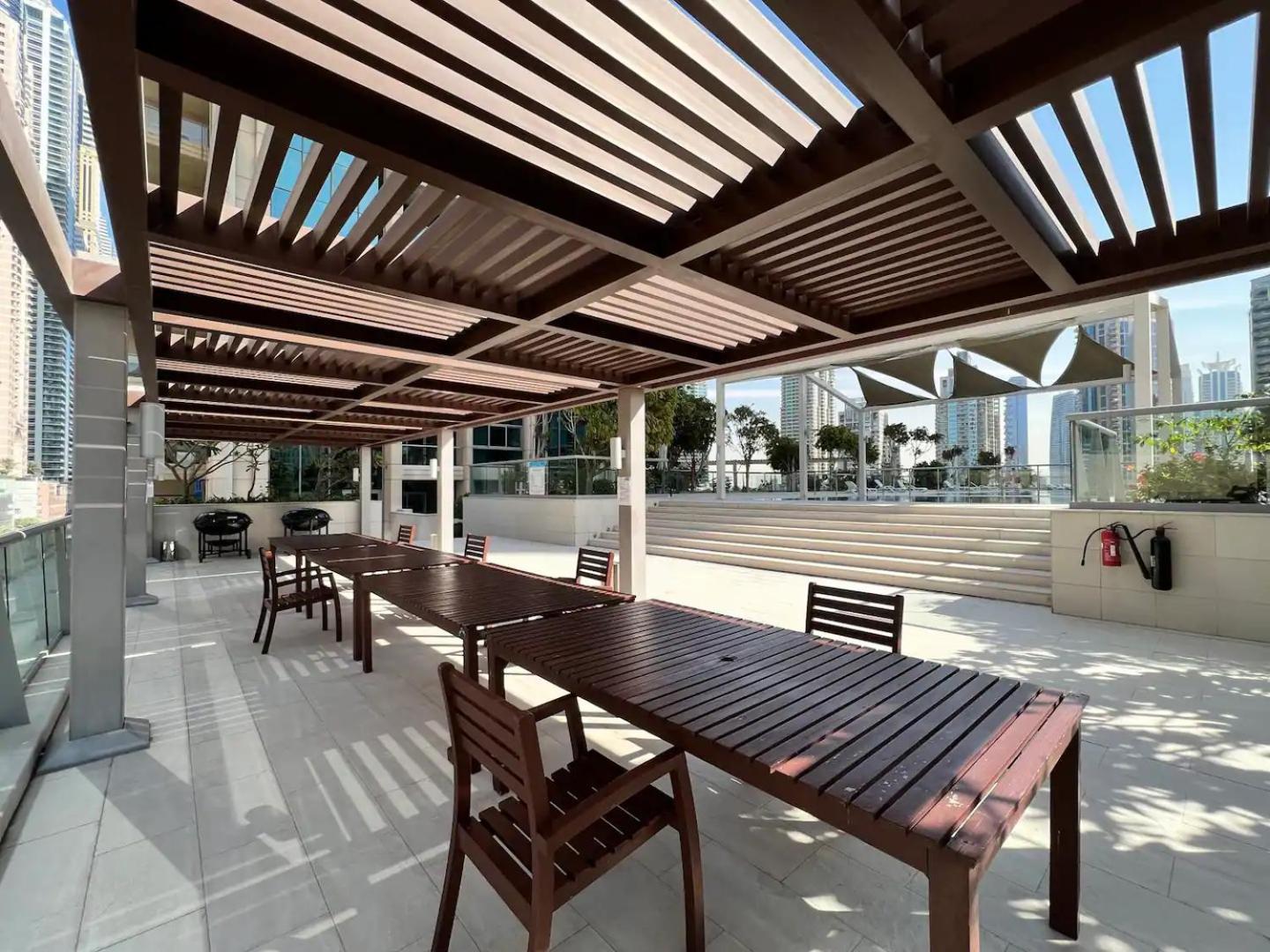 Apartment Vacay Lettings - Iris Blue Spectacular Marina View
