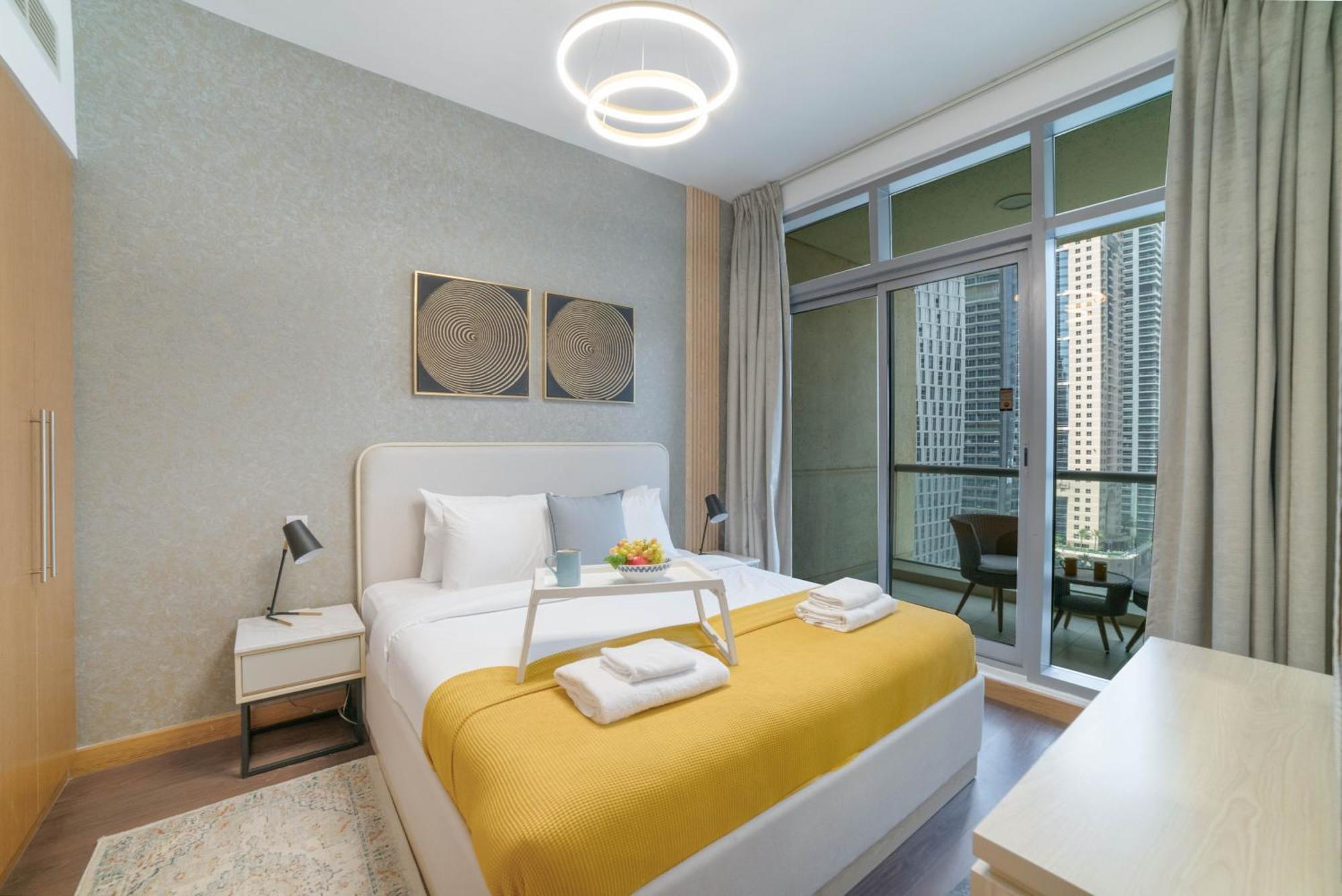 Vacay Lettings - Iris Blue Spectacular Marina View Apartment Dubai