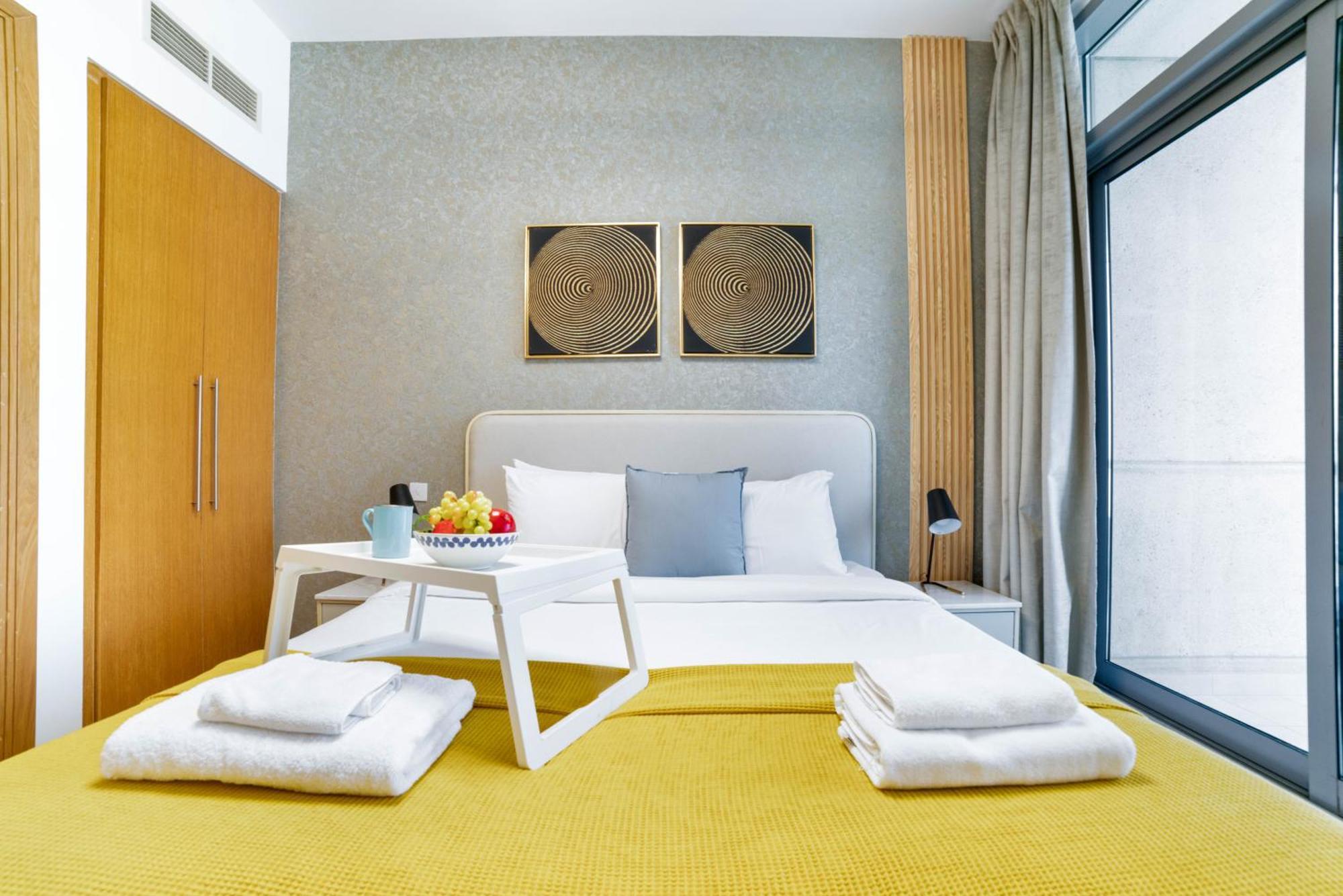 Apartment Vacay Lettings - Iris Blue Spectacular Marina View Dubai