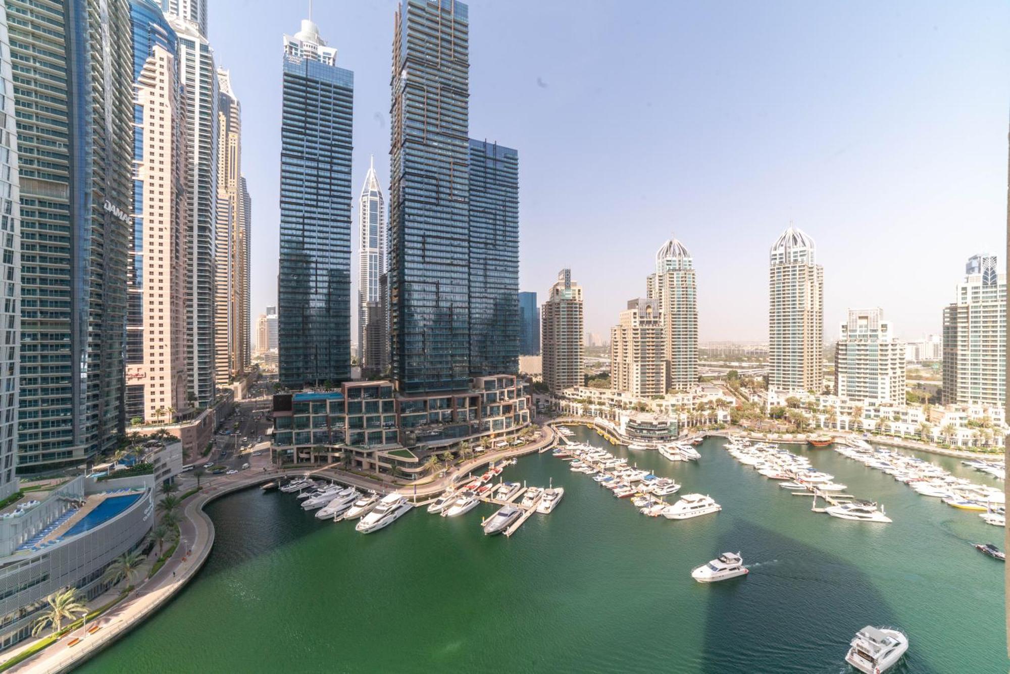 Vacay Lettings - Iris Blue Spectacular Marina View Apartment