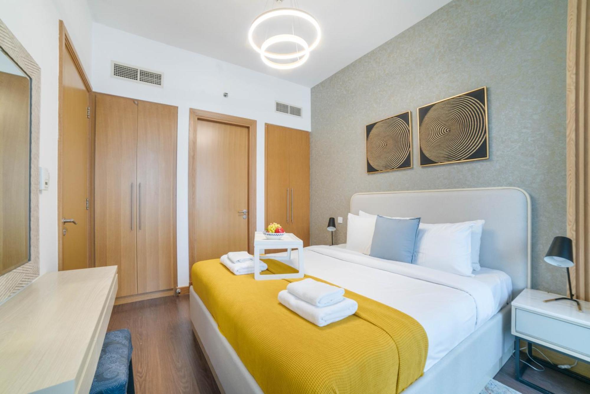 Apartment Vacay Lettings - Iris Blue Spectacular Marina View Dubai