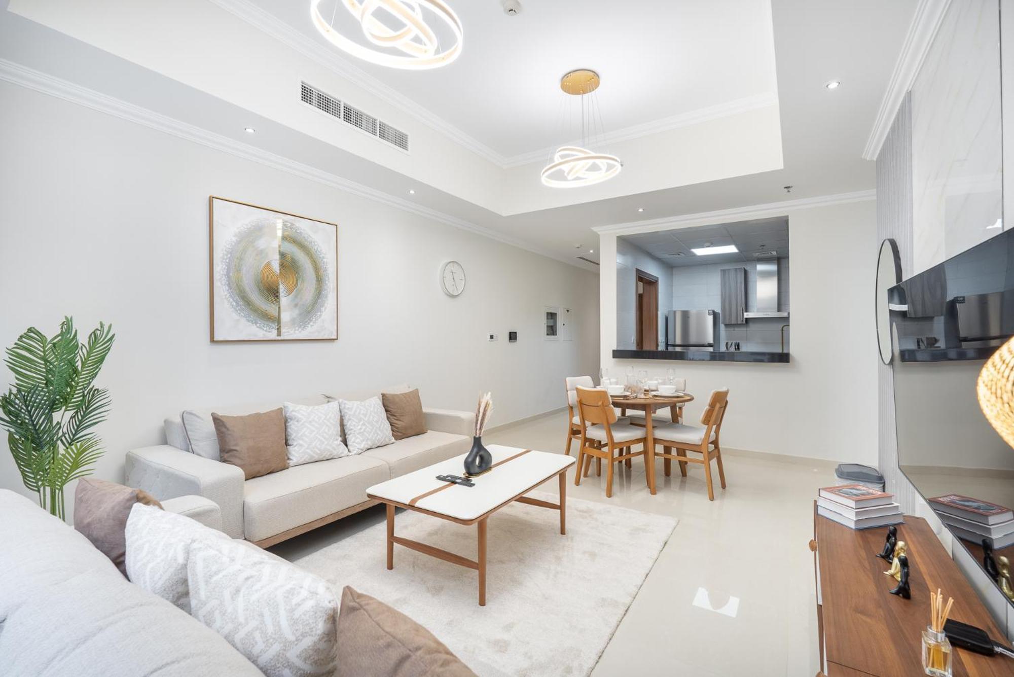 Heaven Crest Homes: Downtown Near Mall & Burj Khalifa Apartment