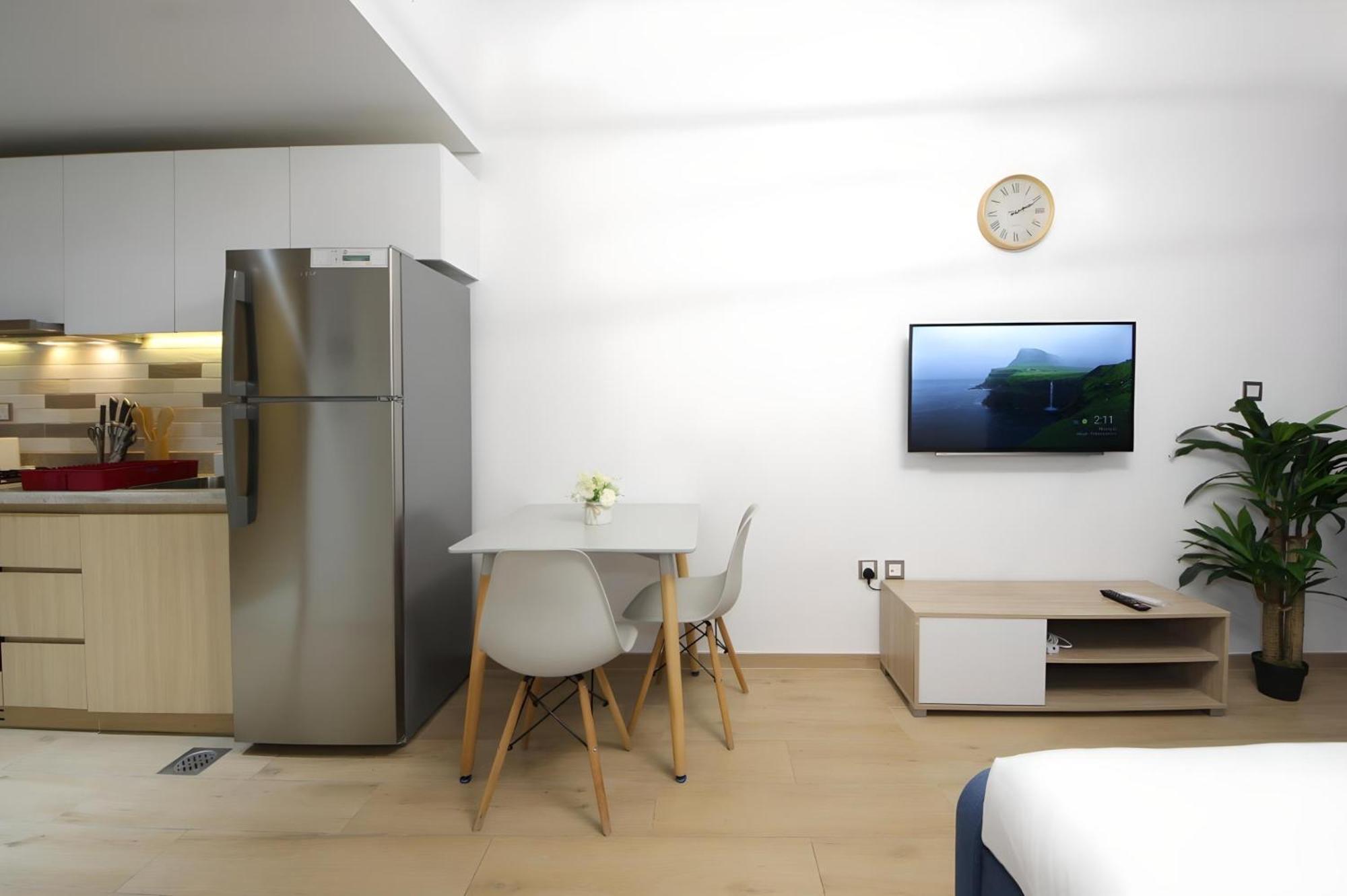 Aura Azizi - Downtown Jabel Ali By Golden Casa Apartment