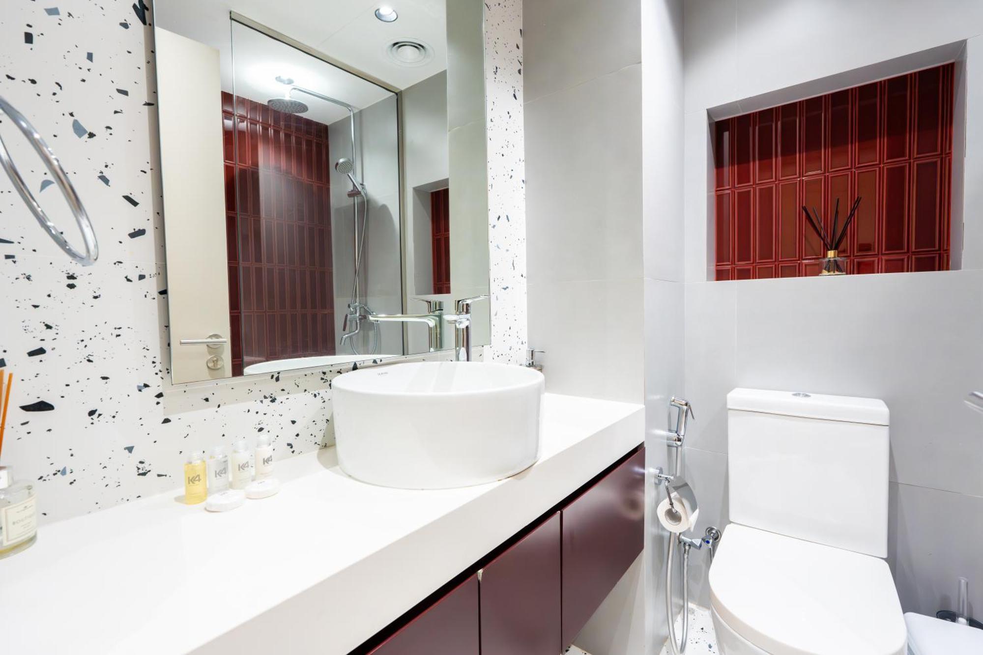 Modern And Chic - - Jlt Apartment *