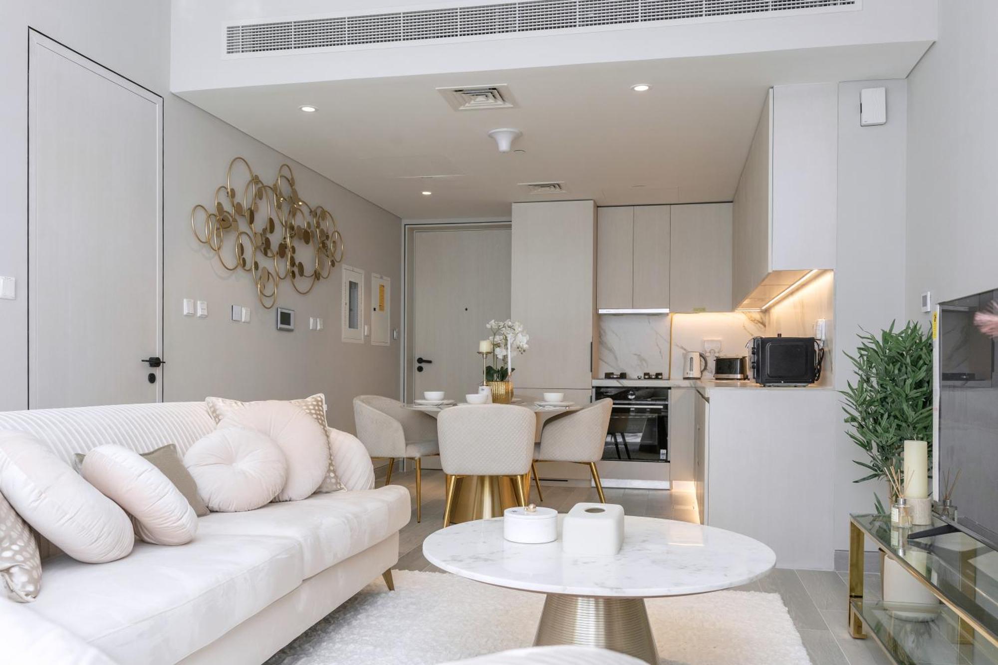 Apartment Brand New 1 Bedroom With Marina Canal View *