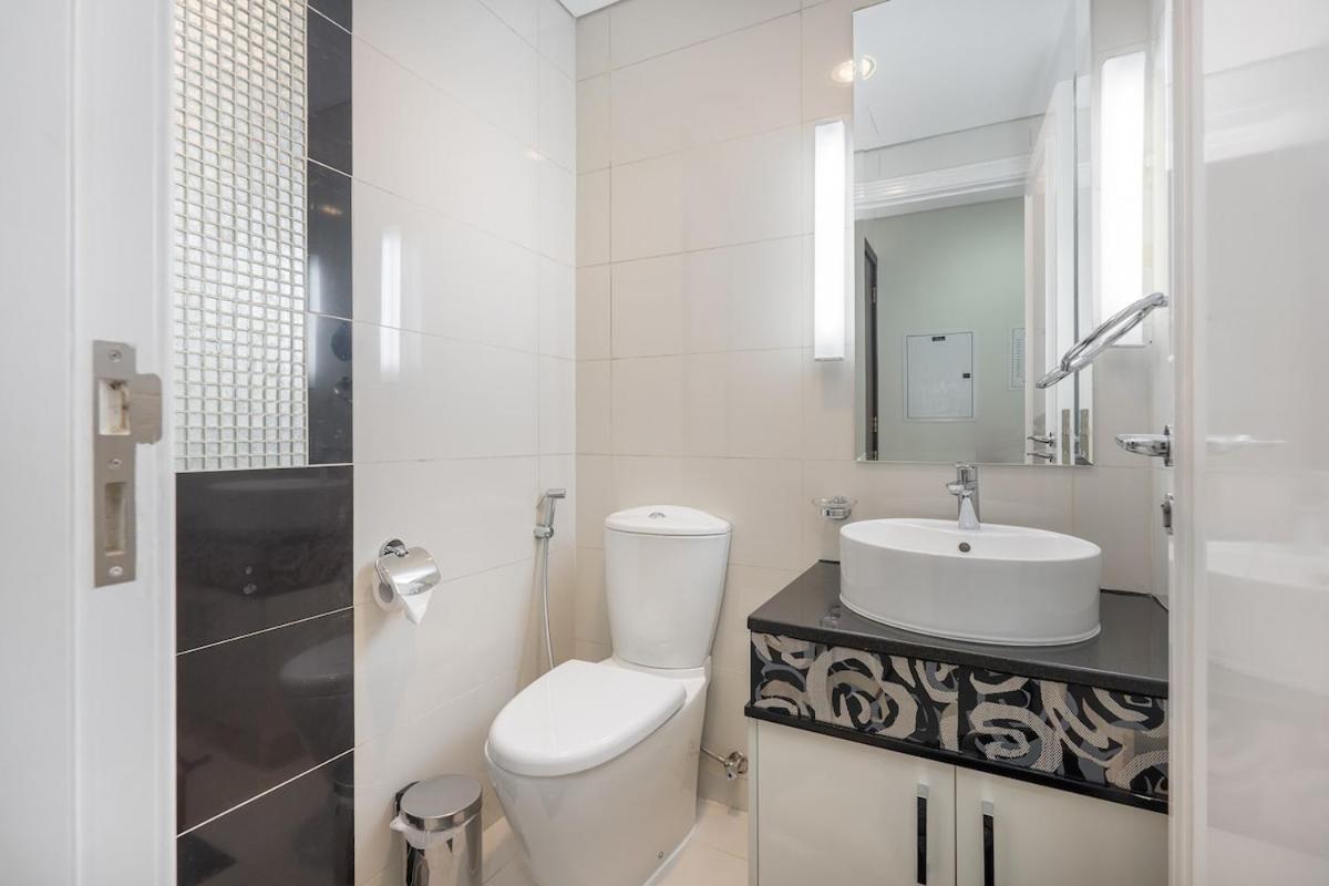 Peaceful 1br Sanctuary Perfect For 2 In Downtown Dubai