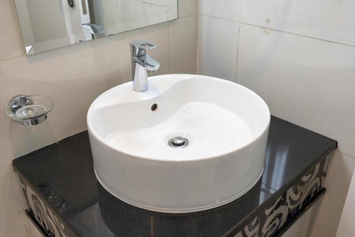Peaceful 1br Sanctuary Perfect For 2 In Downtown Dubai