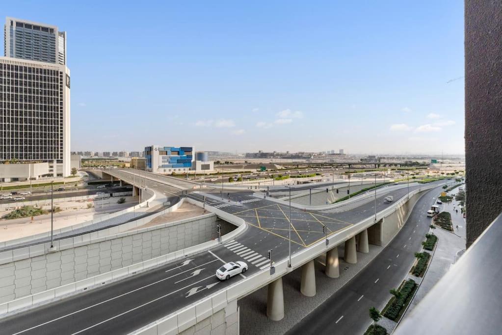 Waves - Fully Equipped For A Perfect In Apartment Dubai