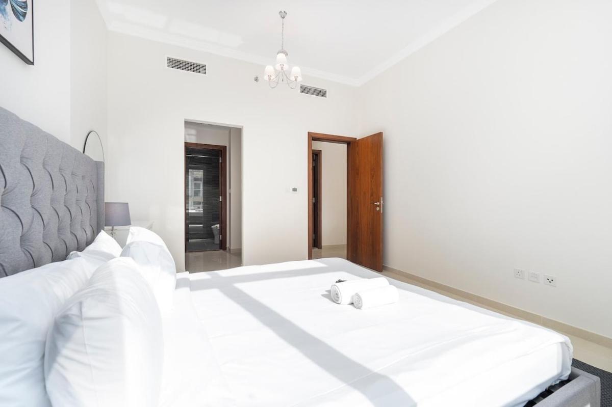 Sophisticated 1br Near Burj Khalifa Dubai