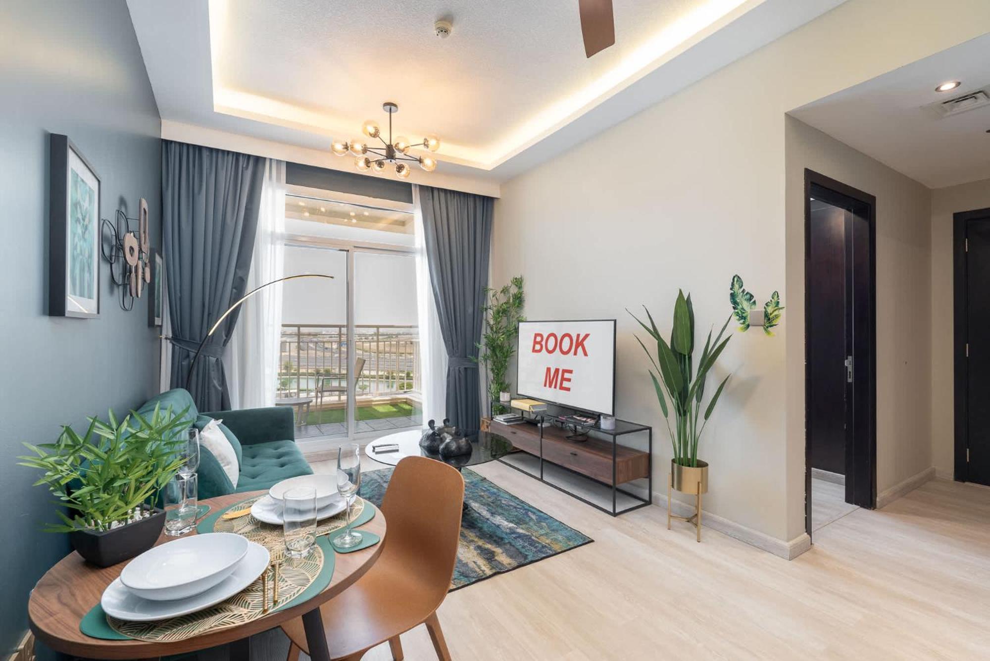 Calm 1-bedroom With Relaxing Balcony Atmosphere In Liwan *