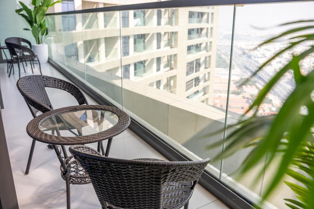 Apartment Serene 2-bedroom With Views Of The Cityscape At Aykon City Tower C In Business Bay