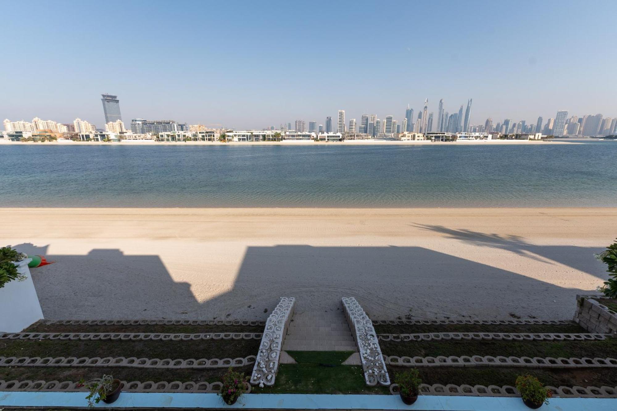 Villa Frond M, Beachfront Villa, Palm Jumeirah - Mint *