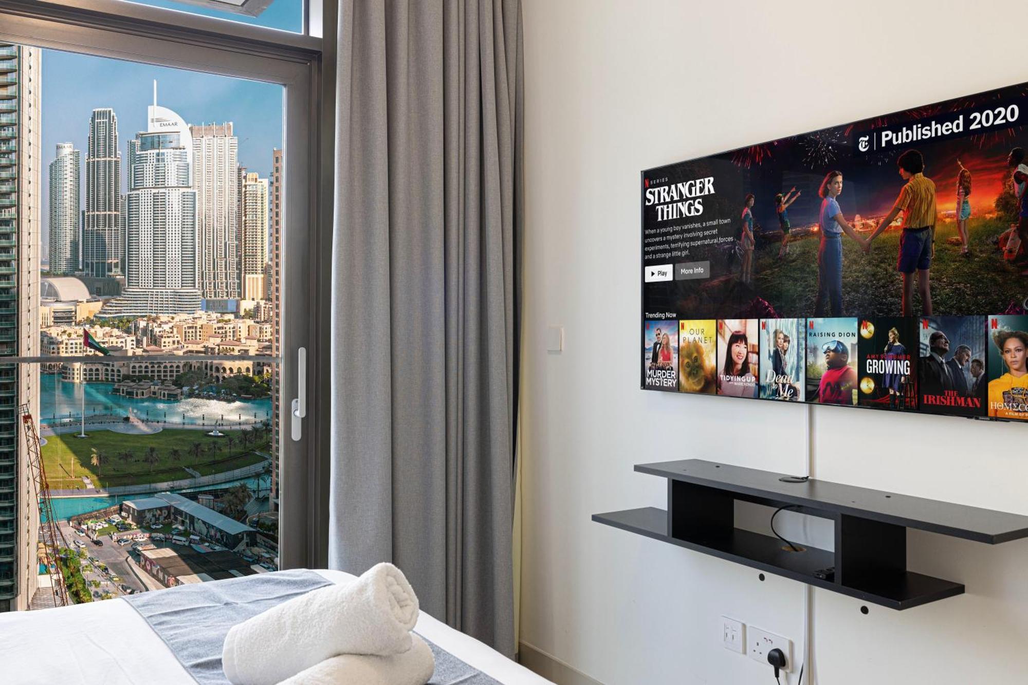Glorious Burj Khalifa & Fountain Views, 4bdr Apartment