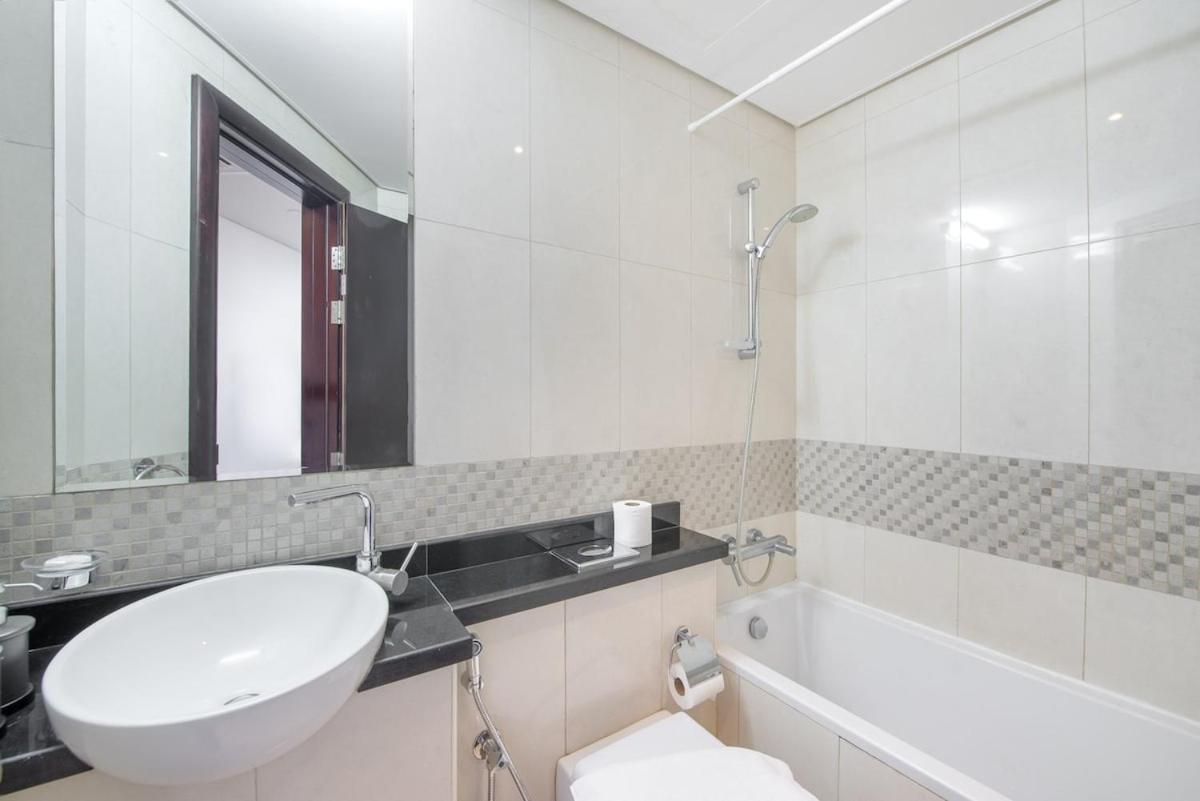 Stylish Loft-style Studio At The Bridge In Sports City! *