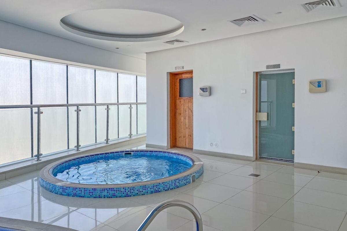 Apartment Stylish Loft-style Studio At The Bridge In Sports City! Dubai